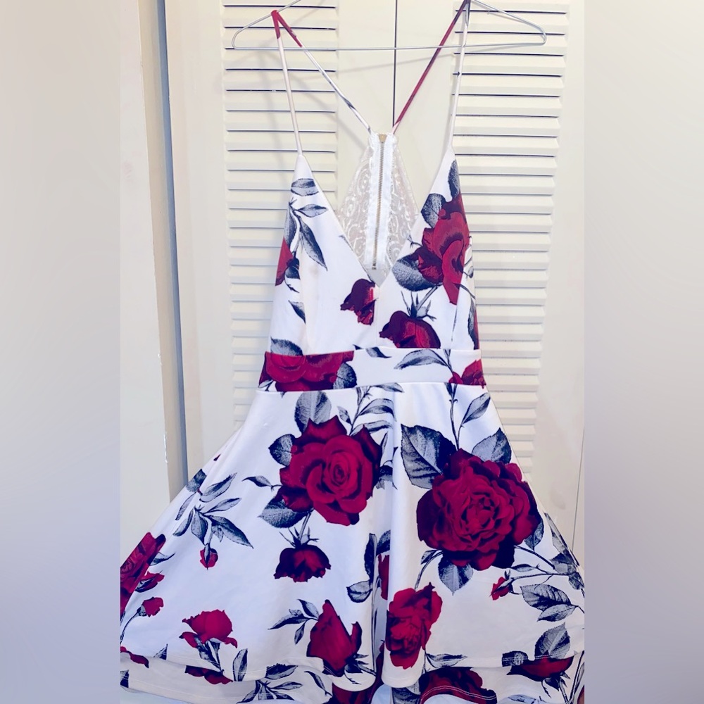 Backless A-line Floral Dress - Picture 1 of 2